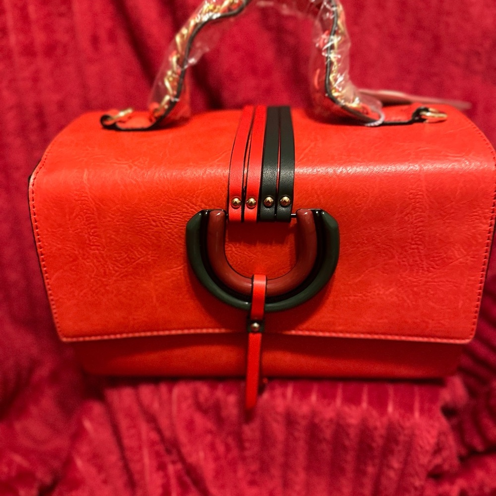 Boxy Large Satchel Wallet Set Red